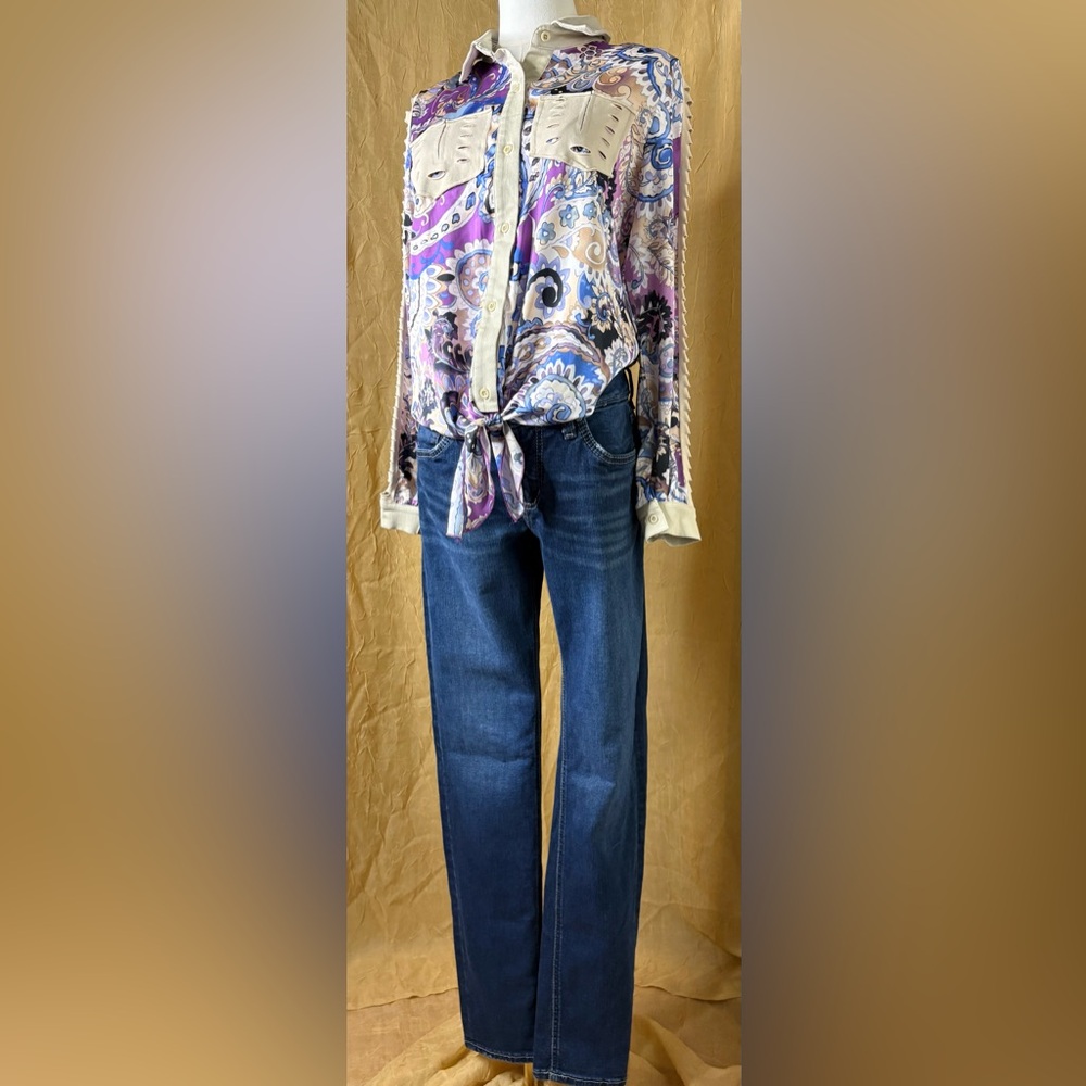 A.Z. I. Blouse